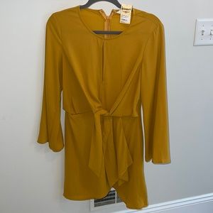 Mustard mini dress with knot tie waist and wide sleeves
